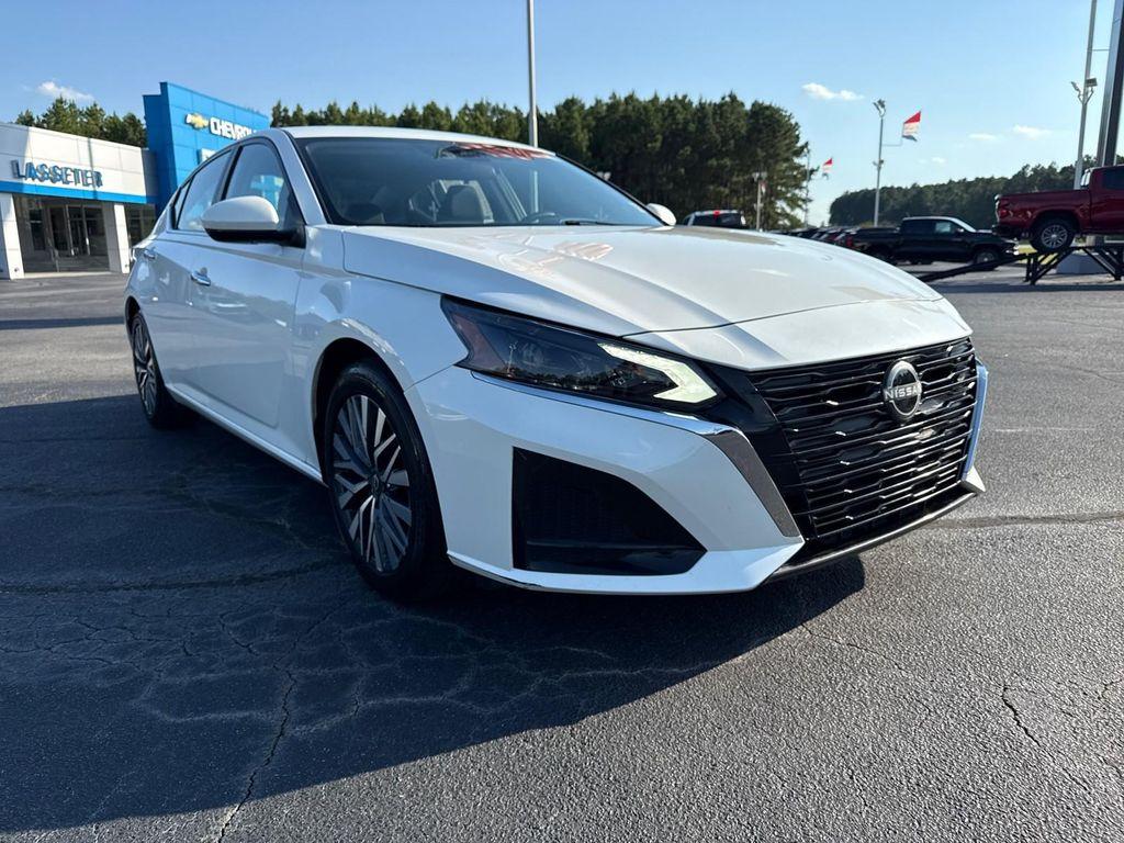 used 2023 Nissan Altima car, priced at $23,995
