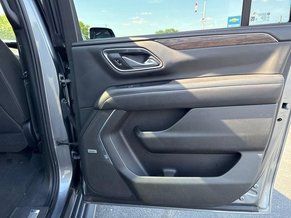 used 2021 Chevrolet Suburban car, priced at $42,995