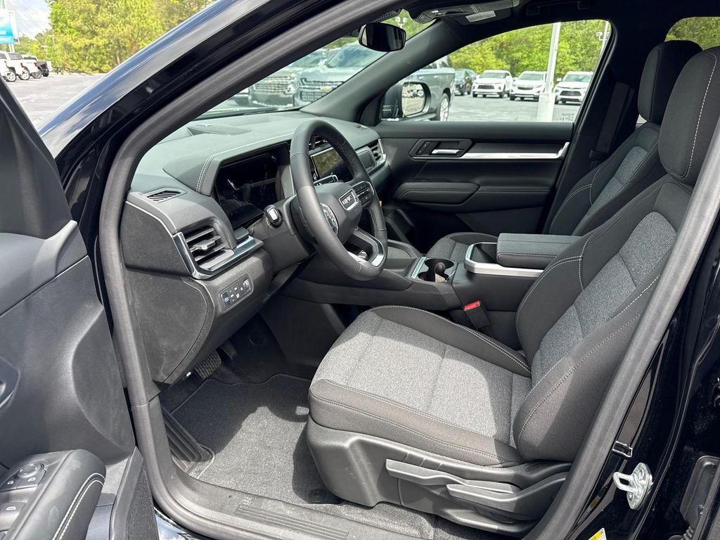 new 2025 GMC Terrain car, priced at $32,878
