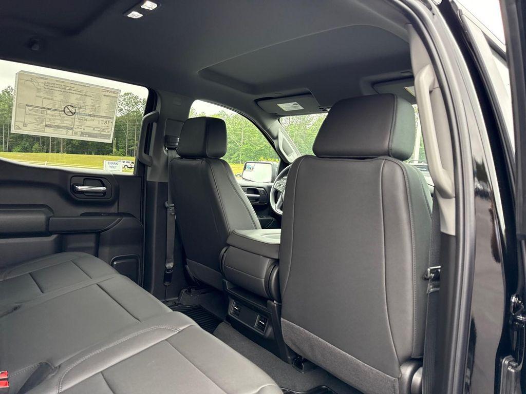 new 2025 GMC Sierra 1500 car, priced at $52,775