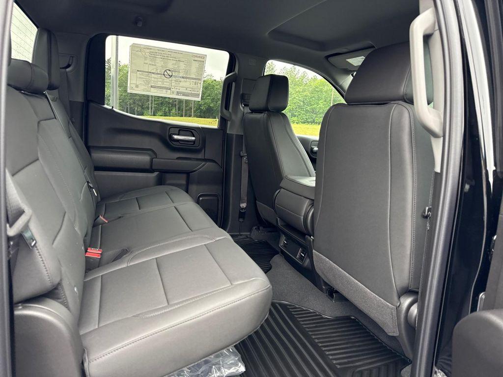 new 2025 GMC Sierra 1500 car, priced at $52,775