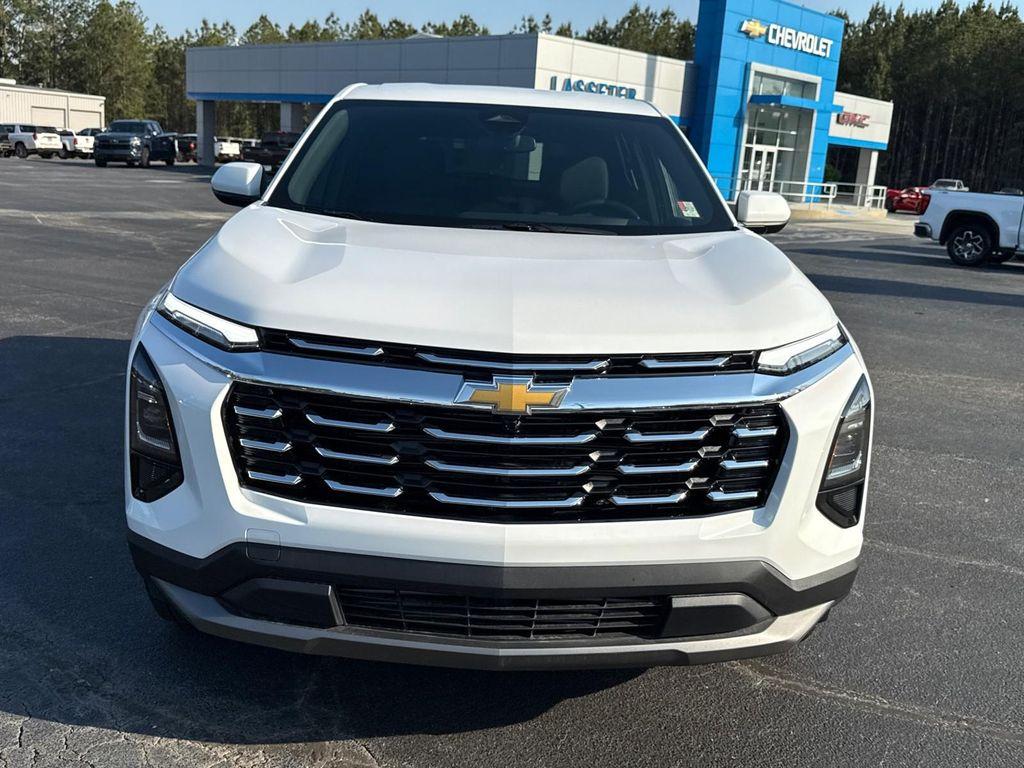 new 2025 Chevrolet Equinox car, priced at $30,035