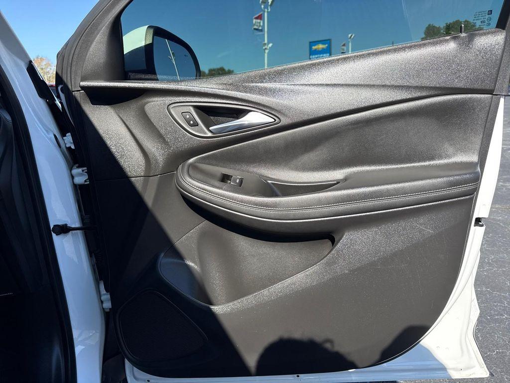 used 2022 Buick Encore GX car, priced at $22,995