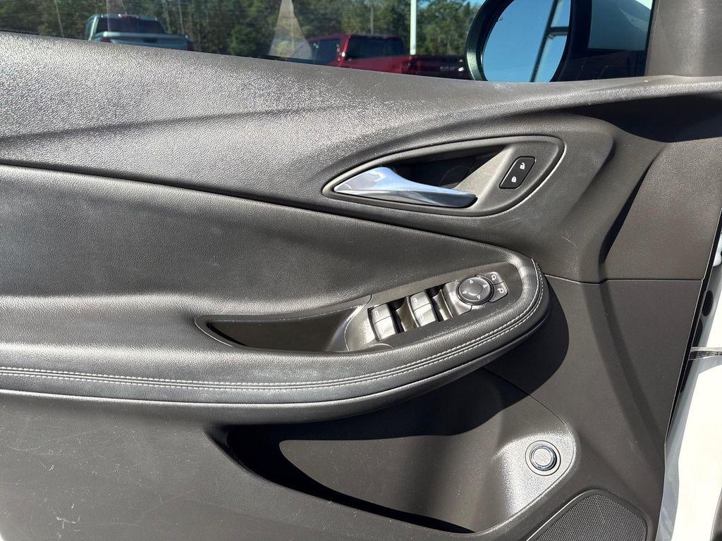 used 2022 Buick Encore GX car, priced at $22,995