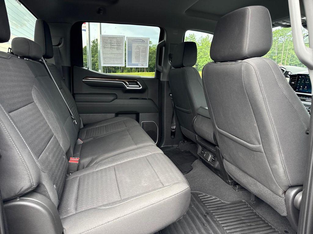 used 2022 Chevrolet Silverado 1500 car, priced at $42,995