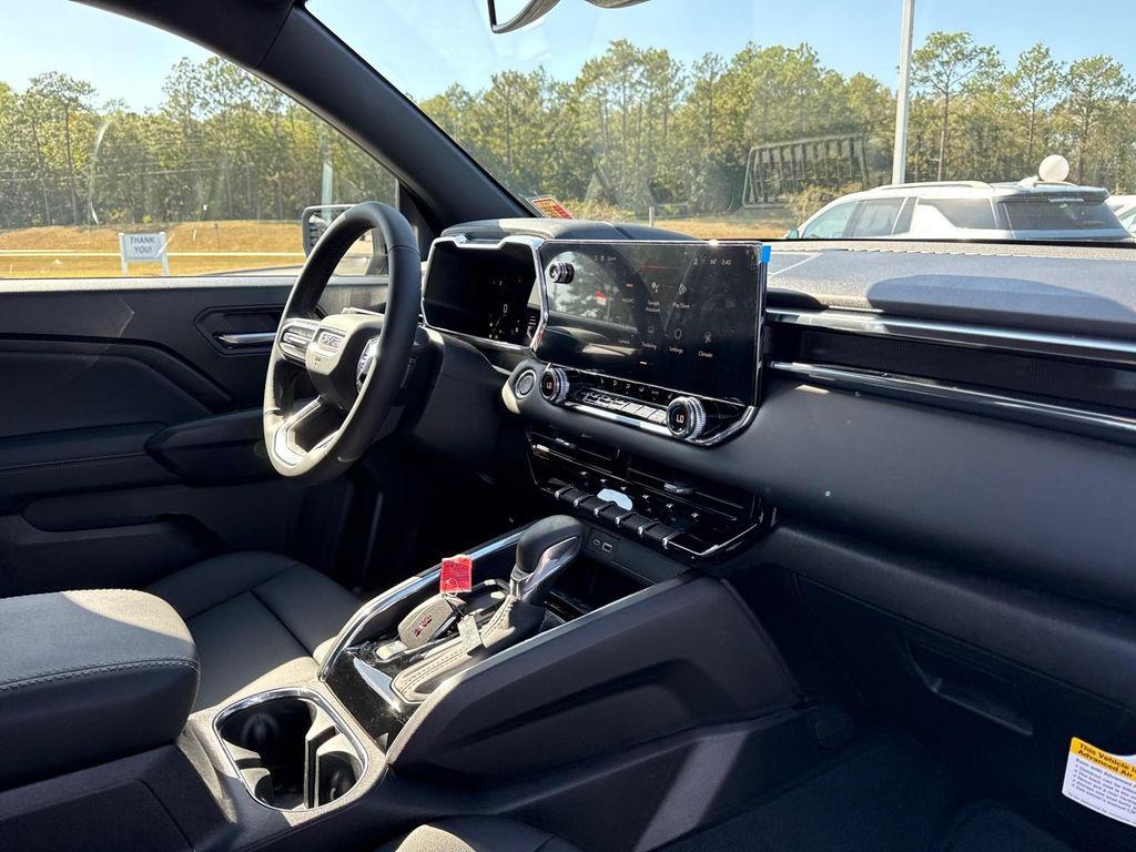 new 2026 GMC Canyon car, priced at $44,885