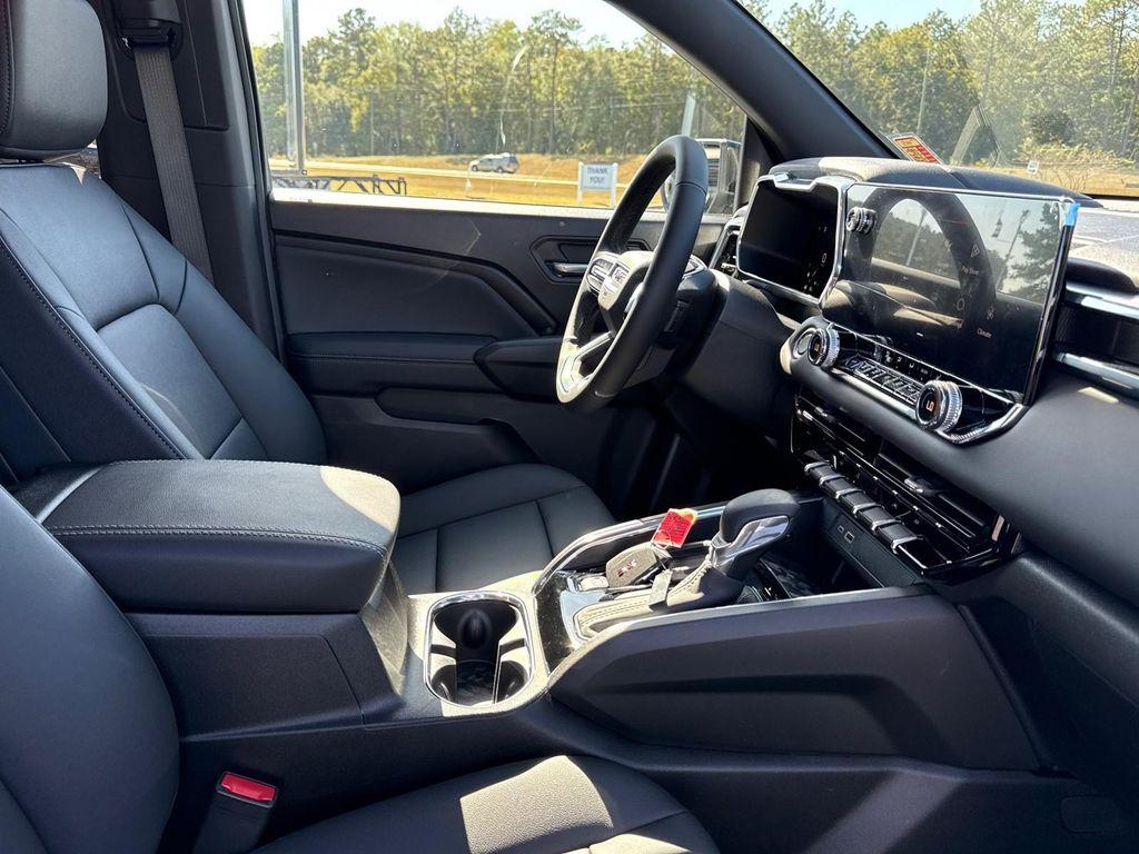 new 2026 GMC Canyon car, priced at $44,885