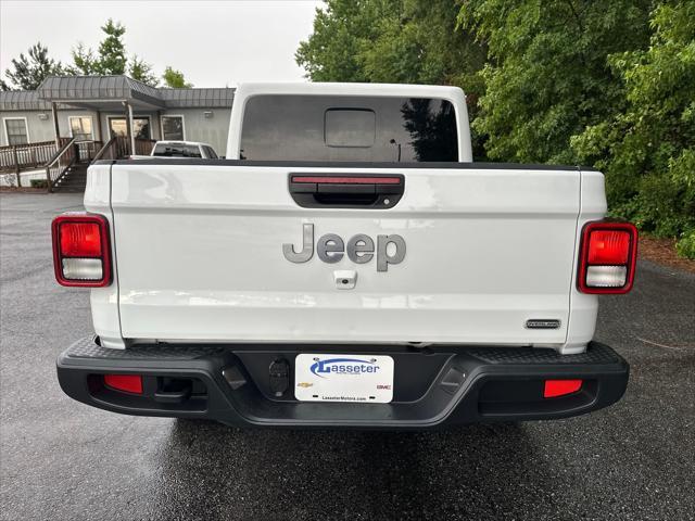 used 2023 Jeep Gladiator car, priced at $33,988