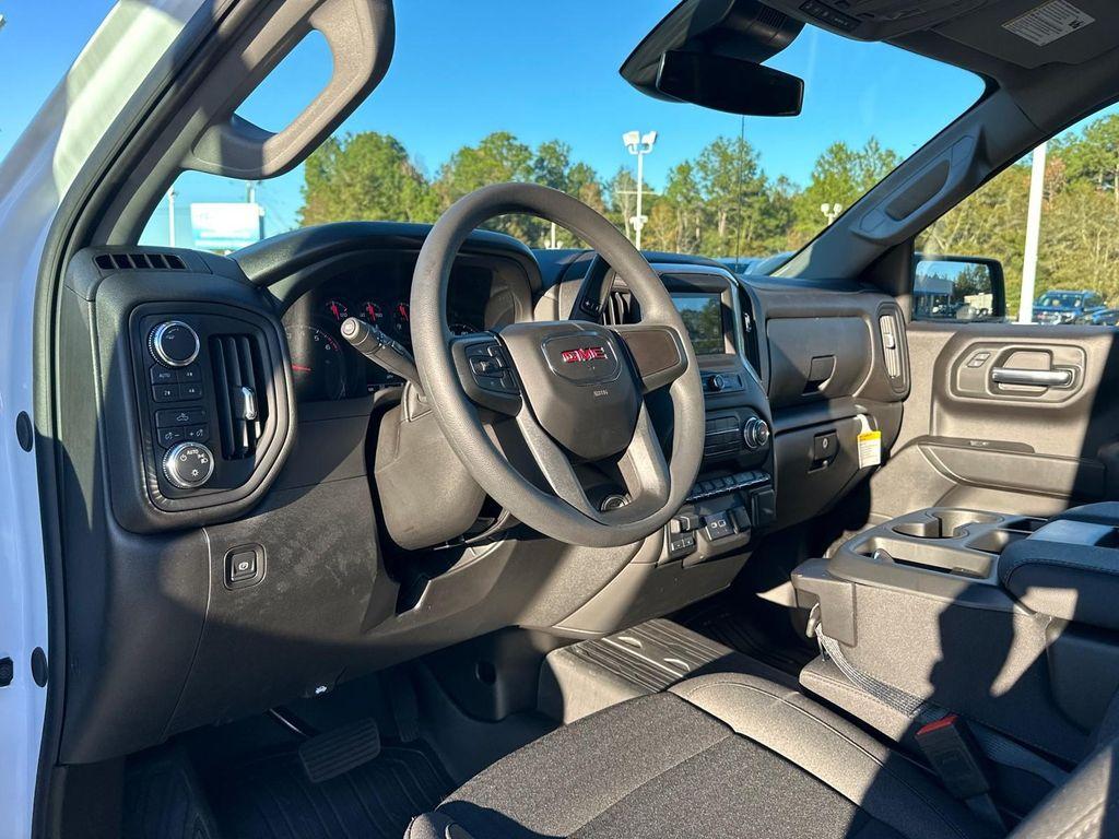 new 2025 GMC Sierra 1500 car, priced at $56,113