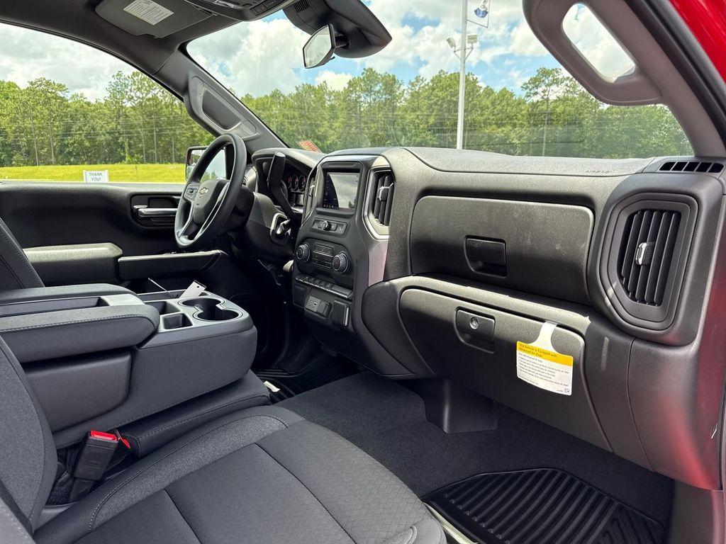new 2025 Chevrolet Silverado 1500 car, priced at $50,532