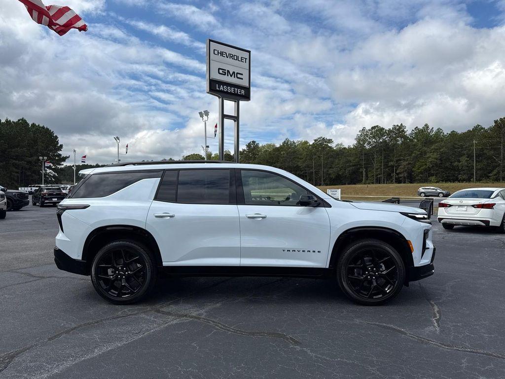 new 2026 Chevrolet Traverse car, priced at $59,830