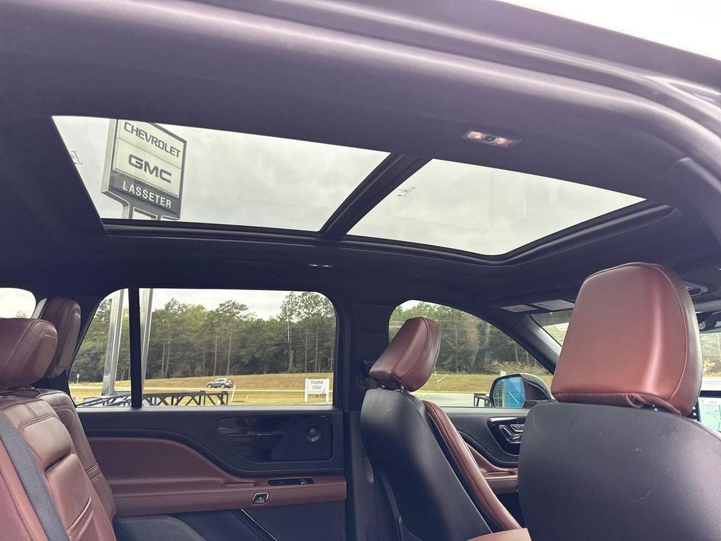 used 2025 Lincoln Aviator car, priced at $59,995
