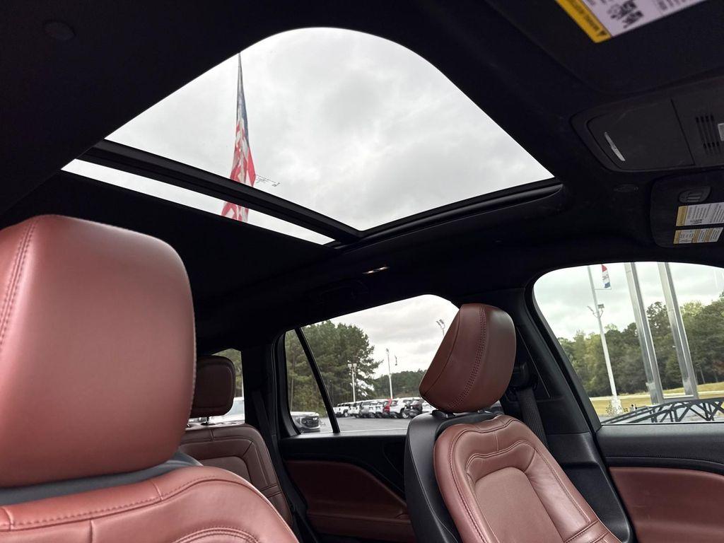 used 2025 Lincoln Aviator car, priced at $59,995