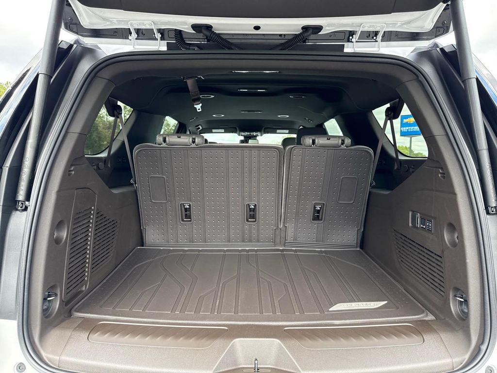 new 2026 Chevrolet Suburban car