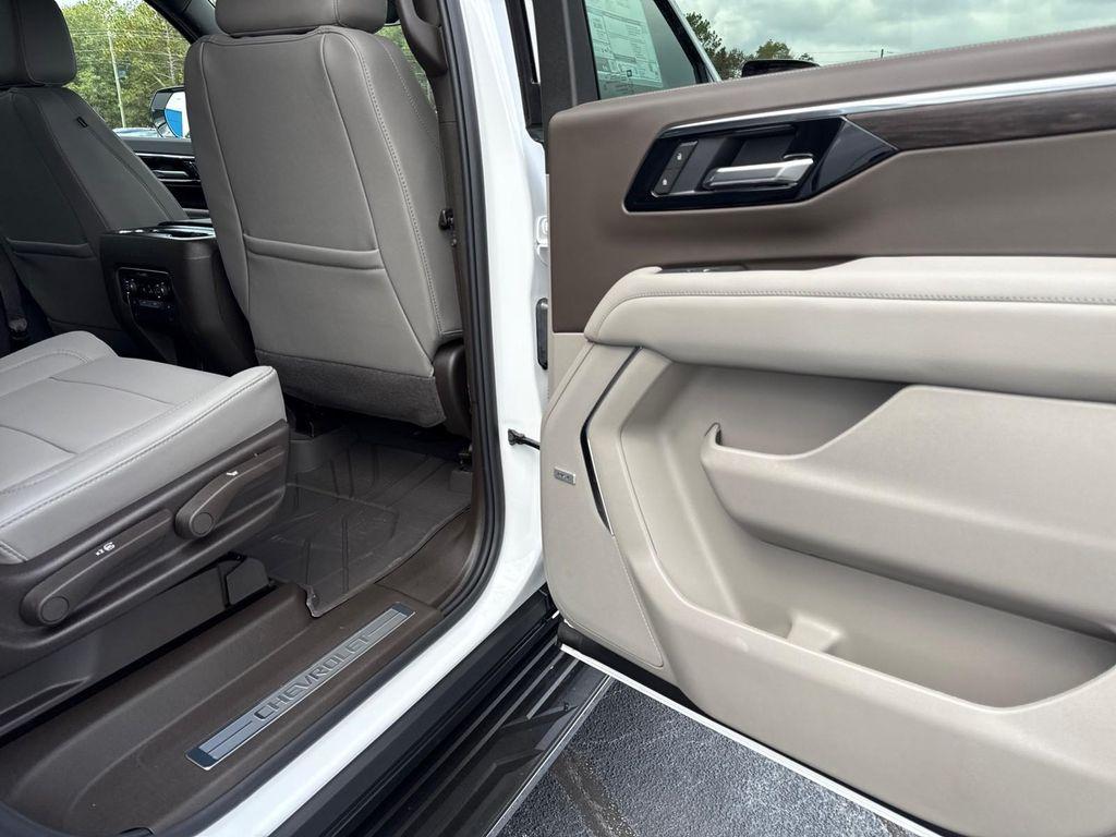 new 2026 Chevrolet Suburban car