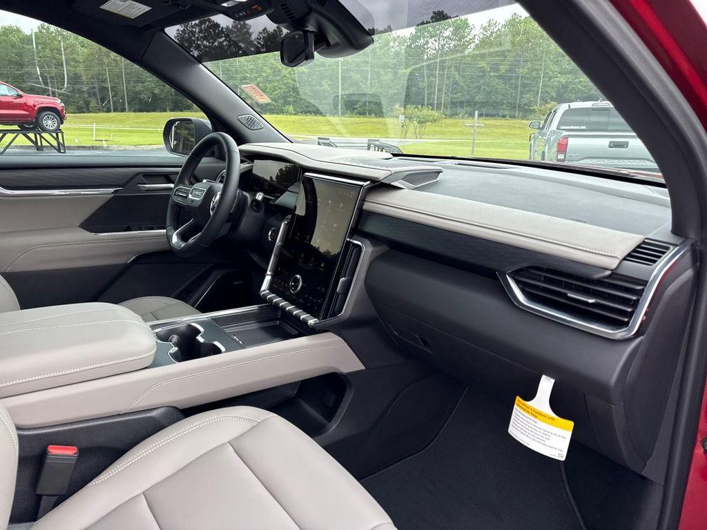 new 2025 GMC Acadia car, priced at $47,833