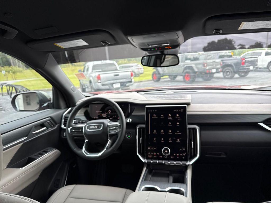 new 2025 GMC Acadia car, priced at $47,833