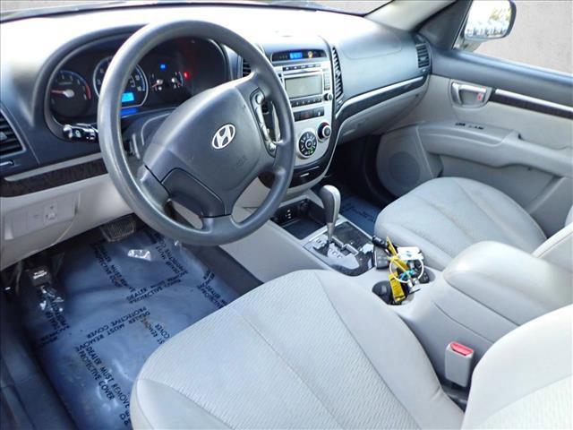 used 2009 Hyundai Santa Fe car, priced at $5,598