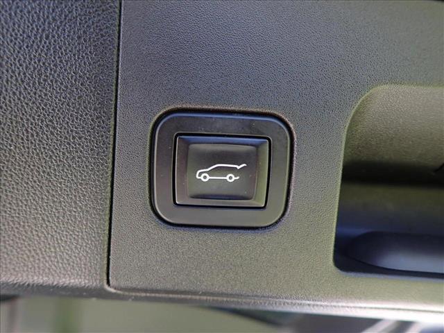 used 2017 Cadillac XT5 car, priced at $18,998