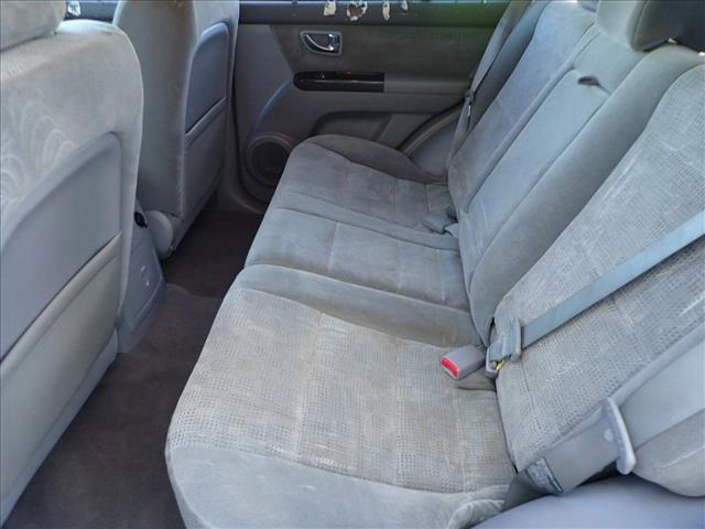 used 2008 Kia Sorento car, priced at $5,398