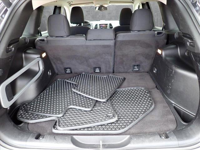 used 2015 Jeep Cherokee car, priced at $13,998