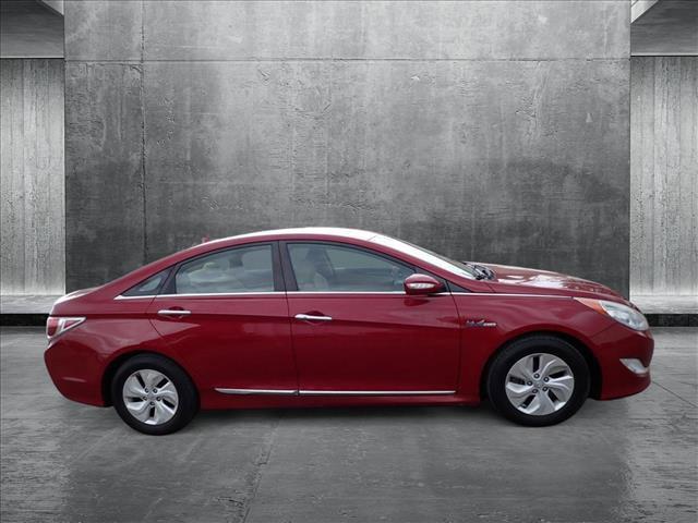 used 2014 Hyundai Sonata Hybrid car, priced at $9,798