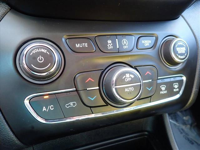 used 2019 Jeep Cherokee car, priced at $19,998