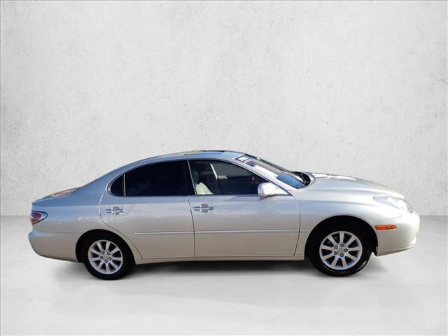 used 2004 Lexus ES 330 car, priced at $5,598