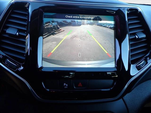 used 2020 Jeep Cherokee car, priced at $20,998