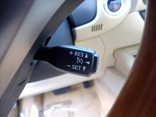 used 2014 Lexus ES 300h car, priced at $16,798