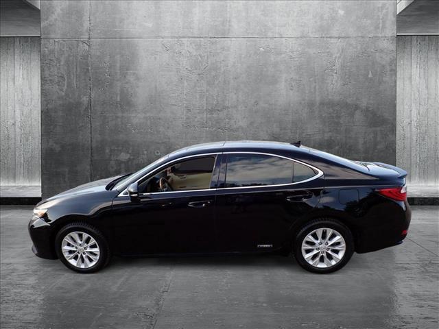 used 2014 Lexus ES 300h car, priced at $16,798