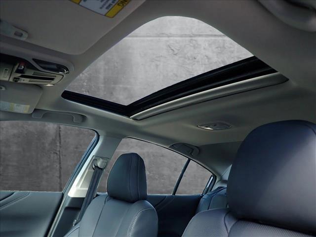 new 2025 Subaru Legacy car, priced at $34,619