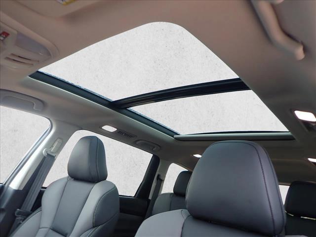 new 2025 Subaru Ascent car, priced at $44,092