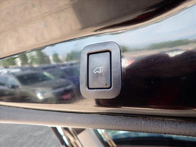 used 2018 Toyota Highlander car, priced at $31,998