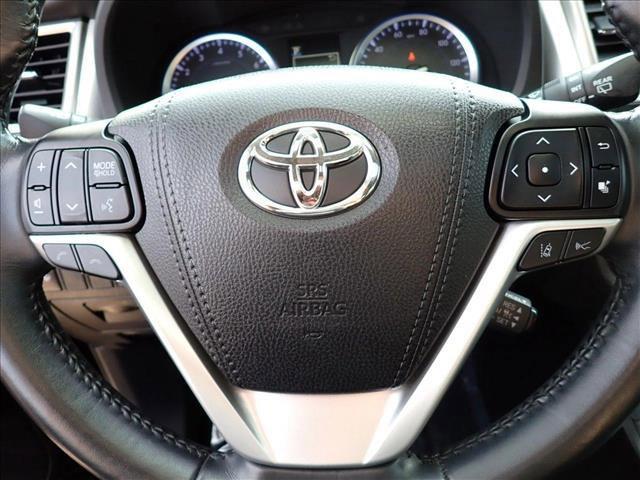 used 2018 Toyota Highlander car, priced at $31,998