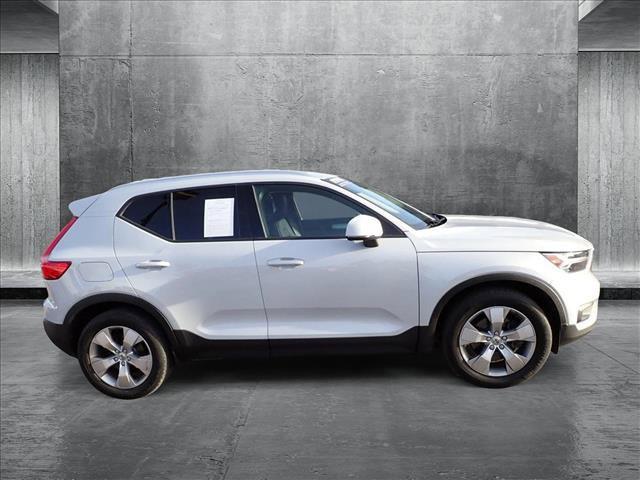 used 2020 Volvo XC40 car, priced at $17,598