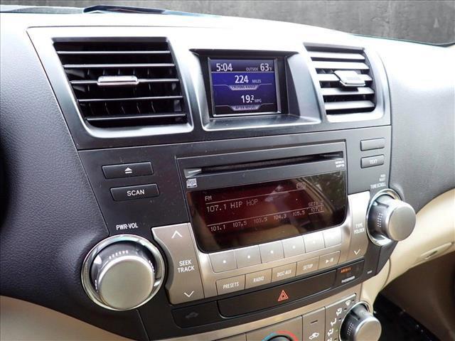 used 2012 Toyota Highlander Hybrid car, priced at $8,598