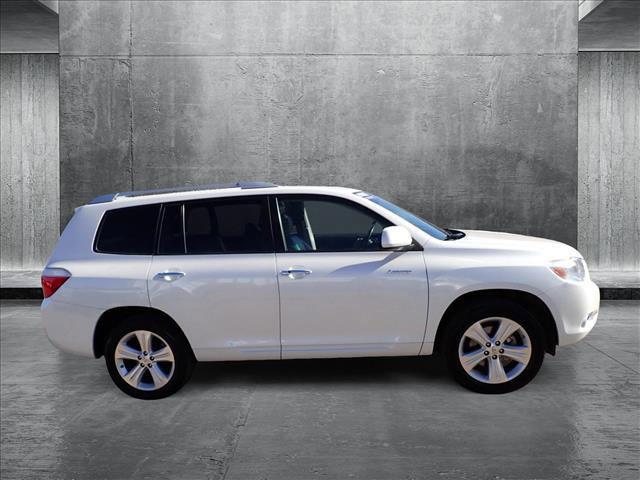 used 2010 Toyota Highlander car, priced at $14,798