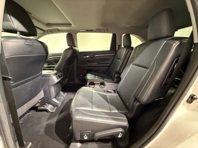 used 2016 Toyota Highlander car, priced at $24,982
