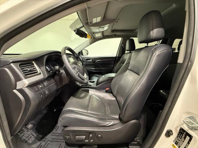 used 2016 Toyota Highlander car, priced at $24,982