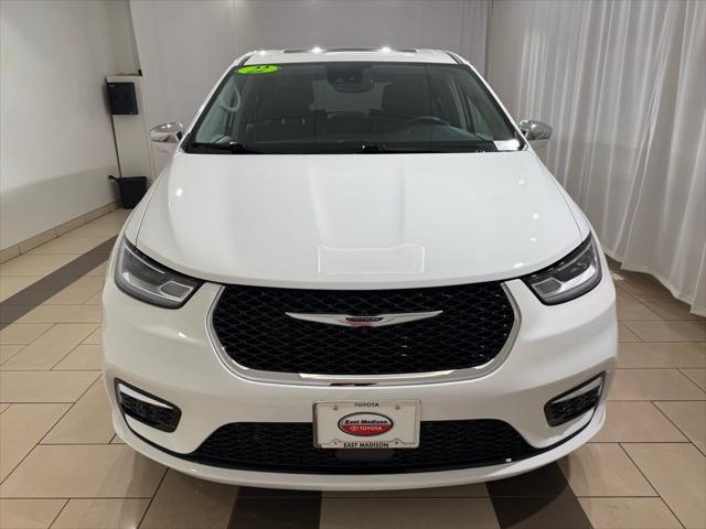 used 2022 Chrysler Pacifica Hybrid car, priced at $32,592