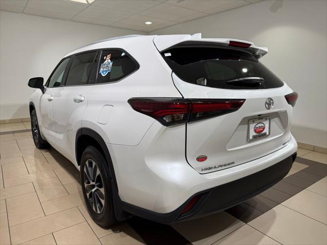 used 2024 Toyota Highlander car, priced at $45,992