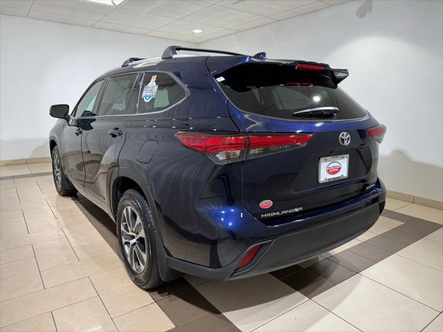 used 2022 Toyota Highlander car, priced at $39,703