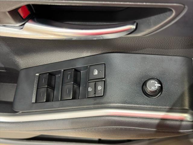used 2022 Toyota Highlander car, priced at $37,304