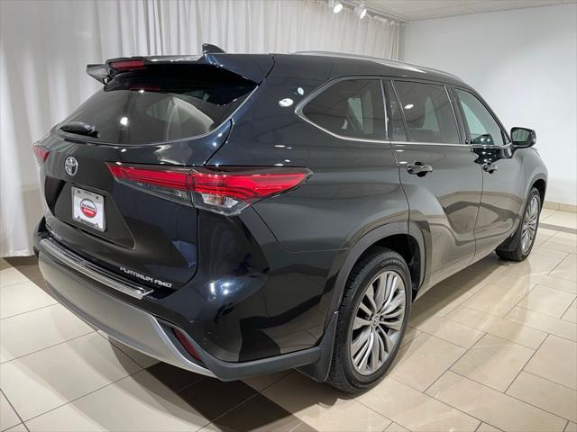 used 2020 Toyota Highlander car, priced at $36,997