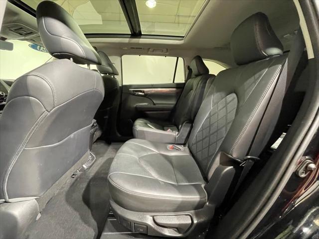 used 2020 Toyota Highlander car, priced at $36,997