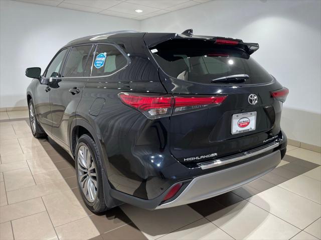 used 2020 Toyota Highlander car, priced at $36,997