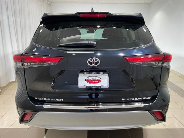 used 2020 Toyota Highlander car, priced at $36,997