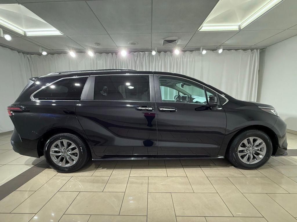 used 2023 Toyota Sienna car, priced at $38,996