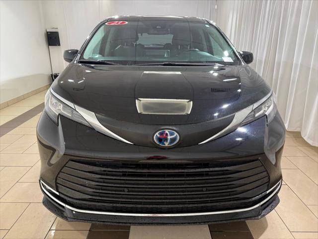 used 2023 Toyota Sienna car, priced at $42,413
